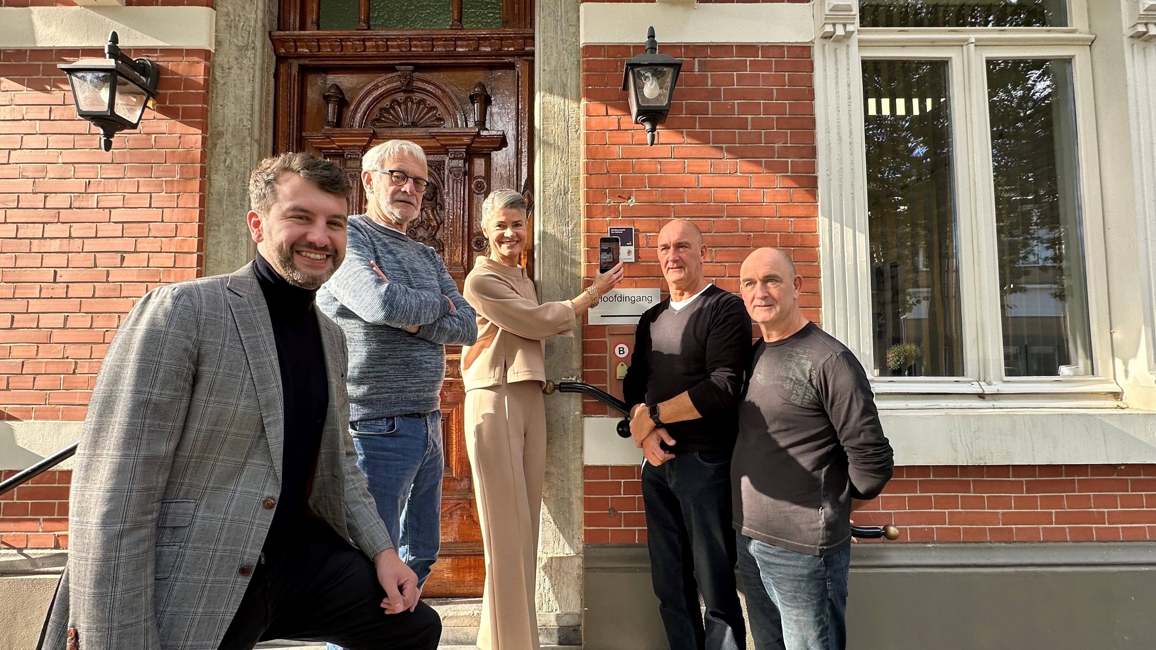 QR-wandelroute langs monumenten en kunstwerken in de gemeente Beek  